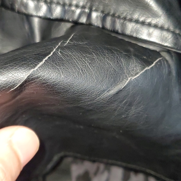 Faux Leather Vest - Picture 5 of 5